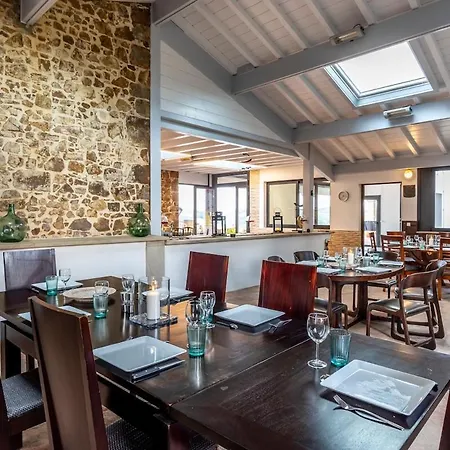 Domaine Marie-louise, Parenthese Au Pays Basque * Oregue