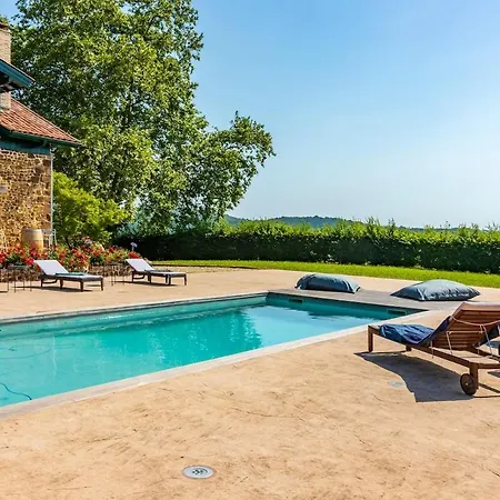Villa Domaine Marie-louise, Parenthese Au Pays Basque