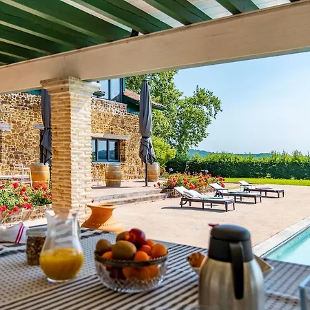Villa Domaine Marie-louise, Parenthese Au Pays Basque