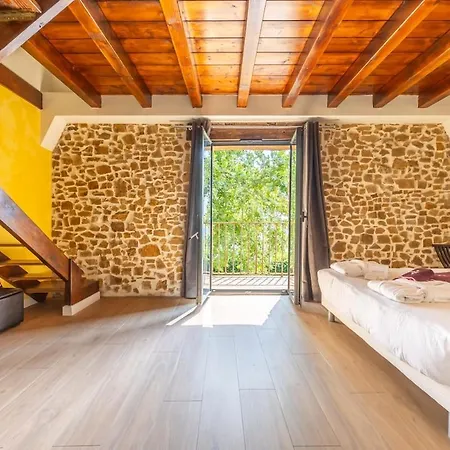 Domaine Marie-louise, Parenthese Au Pays Basque * Oregue